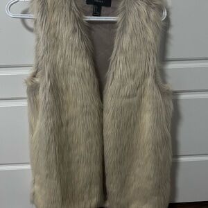 Forever 21 Faux Fur Vest in Tan